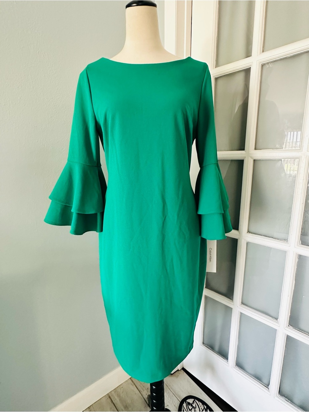 Calvin Klein Green Tiered-Ruffle Sheath Dress